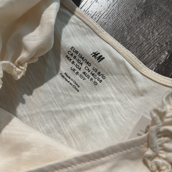 NWT H&M cream dress with black details 8-10 - Picture 2 of 3